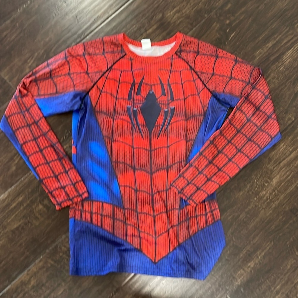 Spiderman long sleeve red/blue shirt sz M